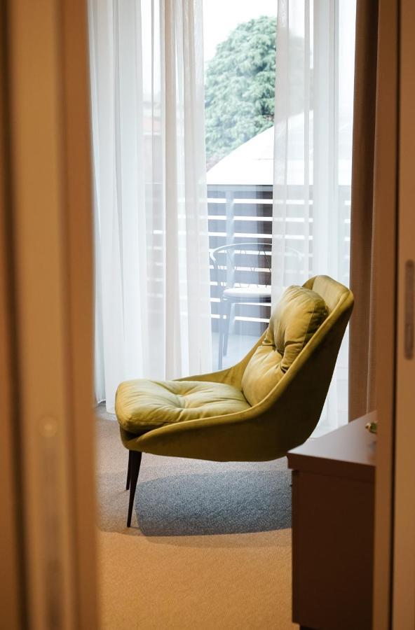 Elitis House - Suite & Spa Nova Milanese Esterno foto